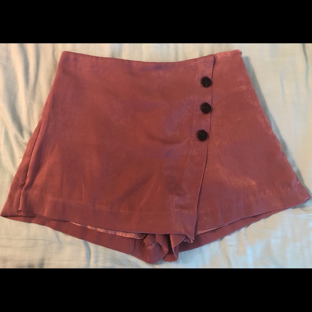 Pink silky/satiny skort